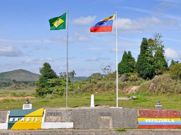 Brasil retira a cuatro diplomáticos de su embajada en Venezuela