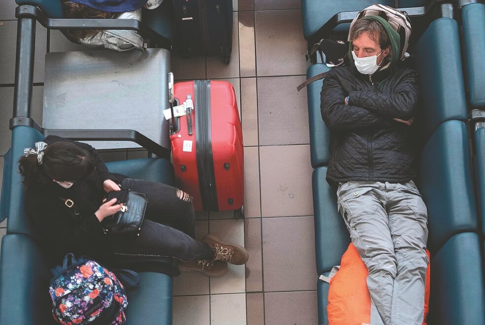 Cuando en casa te cierran la puerta: viajeros colombianos en el limbo por el coronavirus