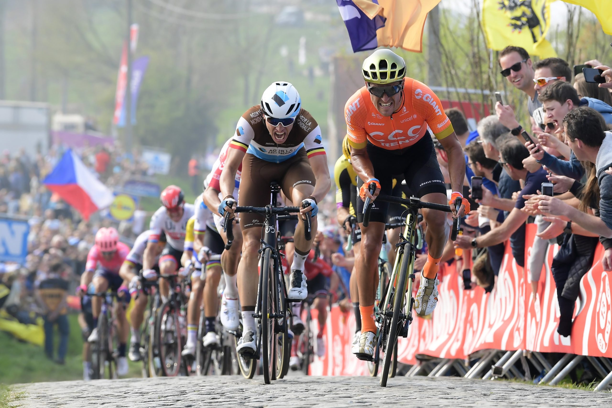 El Tour de Flandes y los muros salvajes del ciclismo