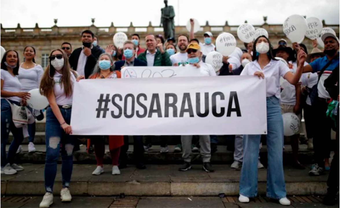 ¡No más militarización! A través de un plantón ciudadanos exigieron que el Gobierno intervenga en Arauca