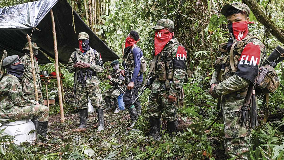 Guerrilla del ELN reconoce secuestro de un policía y un soldado en Tame, Arauca