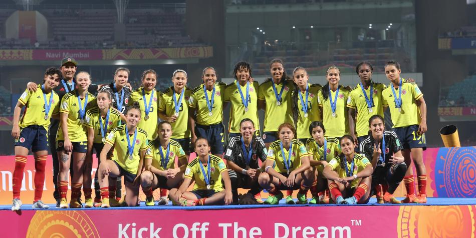 Selección Colombia femenina, con la medalla del deber cumplido… ¡gigantes!