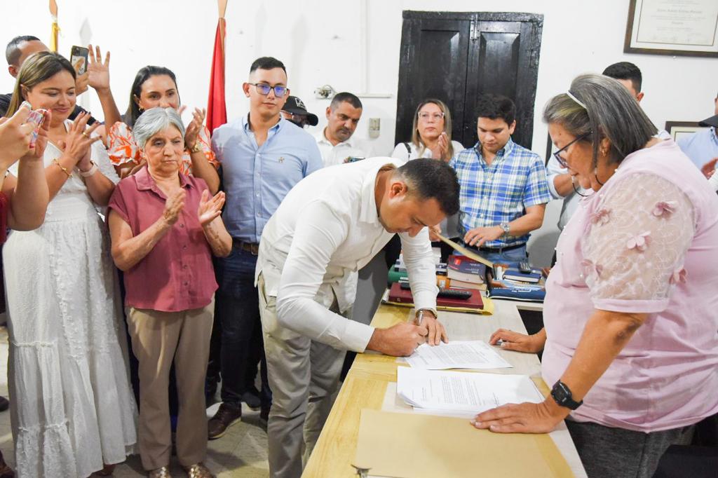 Arauca amanece con un nuevo gobernador encargado