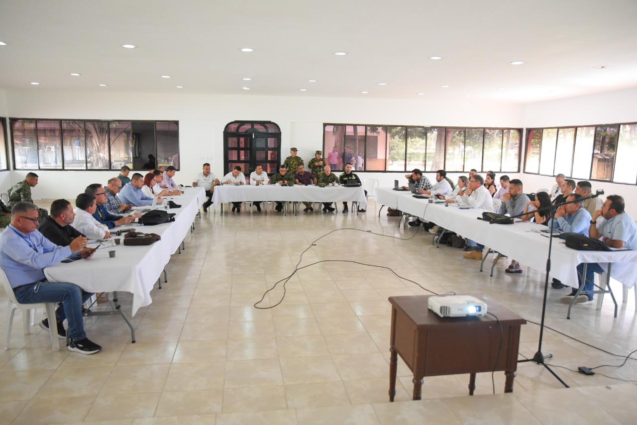 Gobierno nacional, departamental y fuerza pública coordinan estrategias de seguridad en el departamento de Arauca