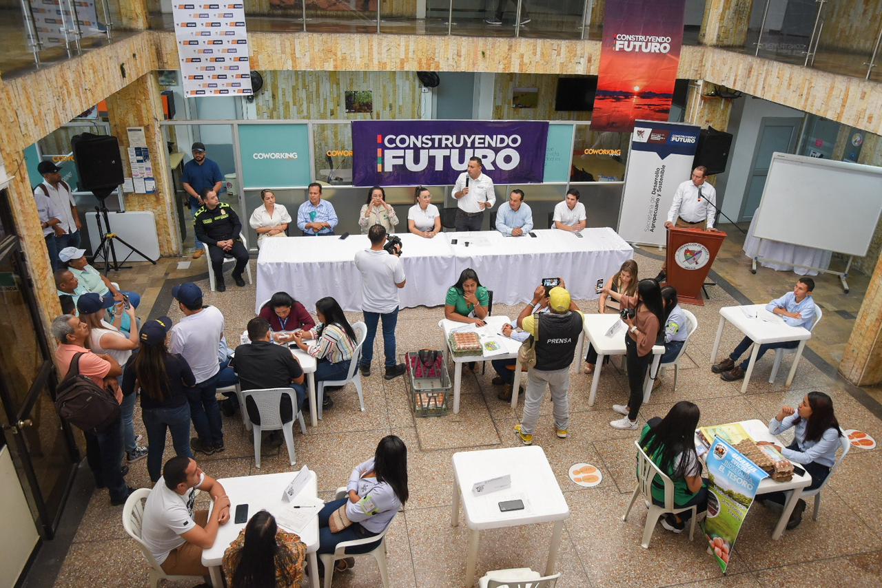 Éxito en segunda Rueda de Negocios de compras públicas locales, donde los productores lograron ventas por más de 800 millones de pesos