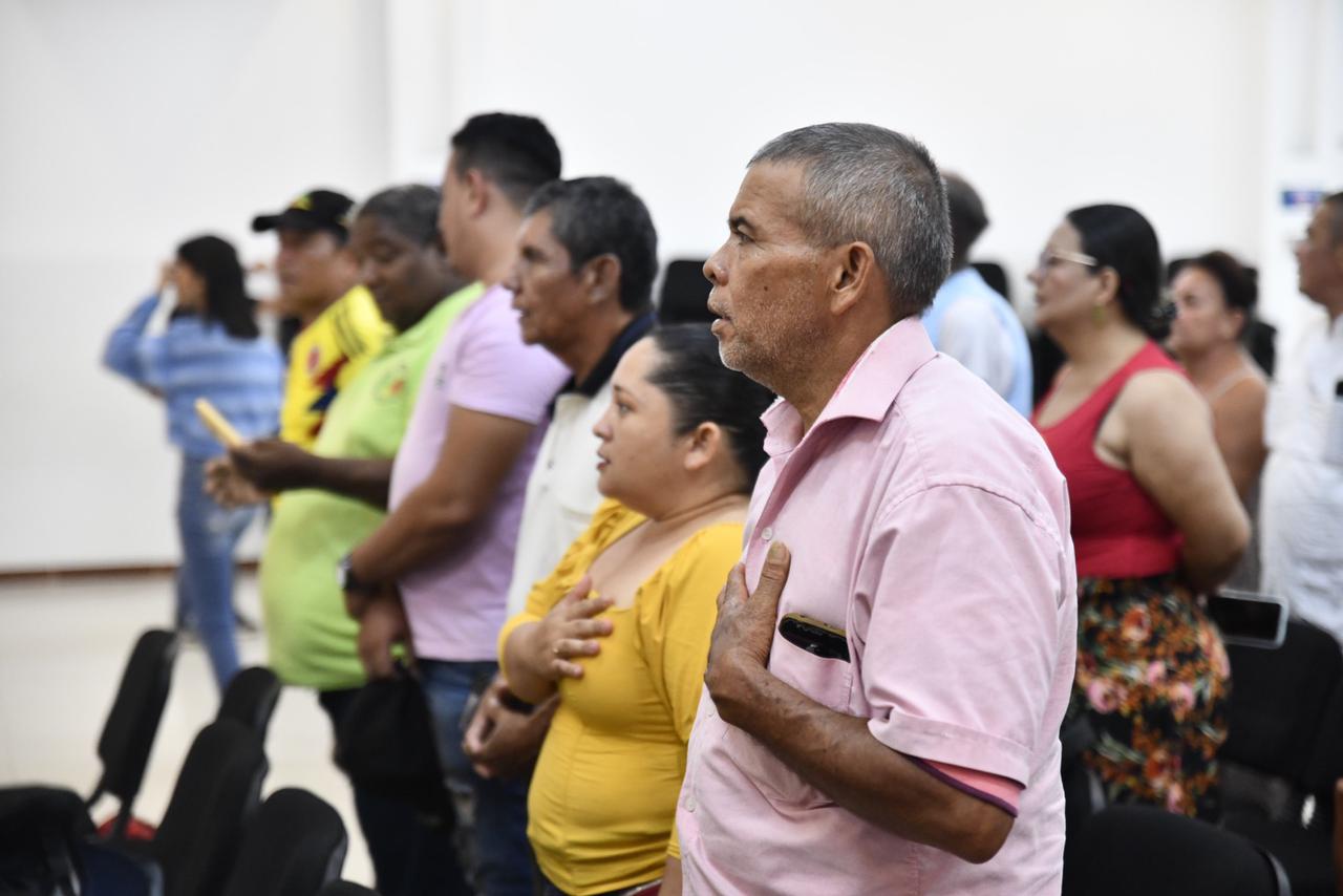 Cerca de 2 mil adultos mayores de los siete municipios se benefician con raciones servidas que entregará Gobierno departamental