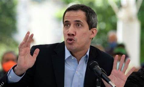 Fiscalía de Venezuela emite orden de arresto contra Juan Guaidó