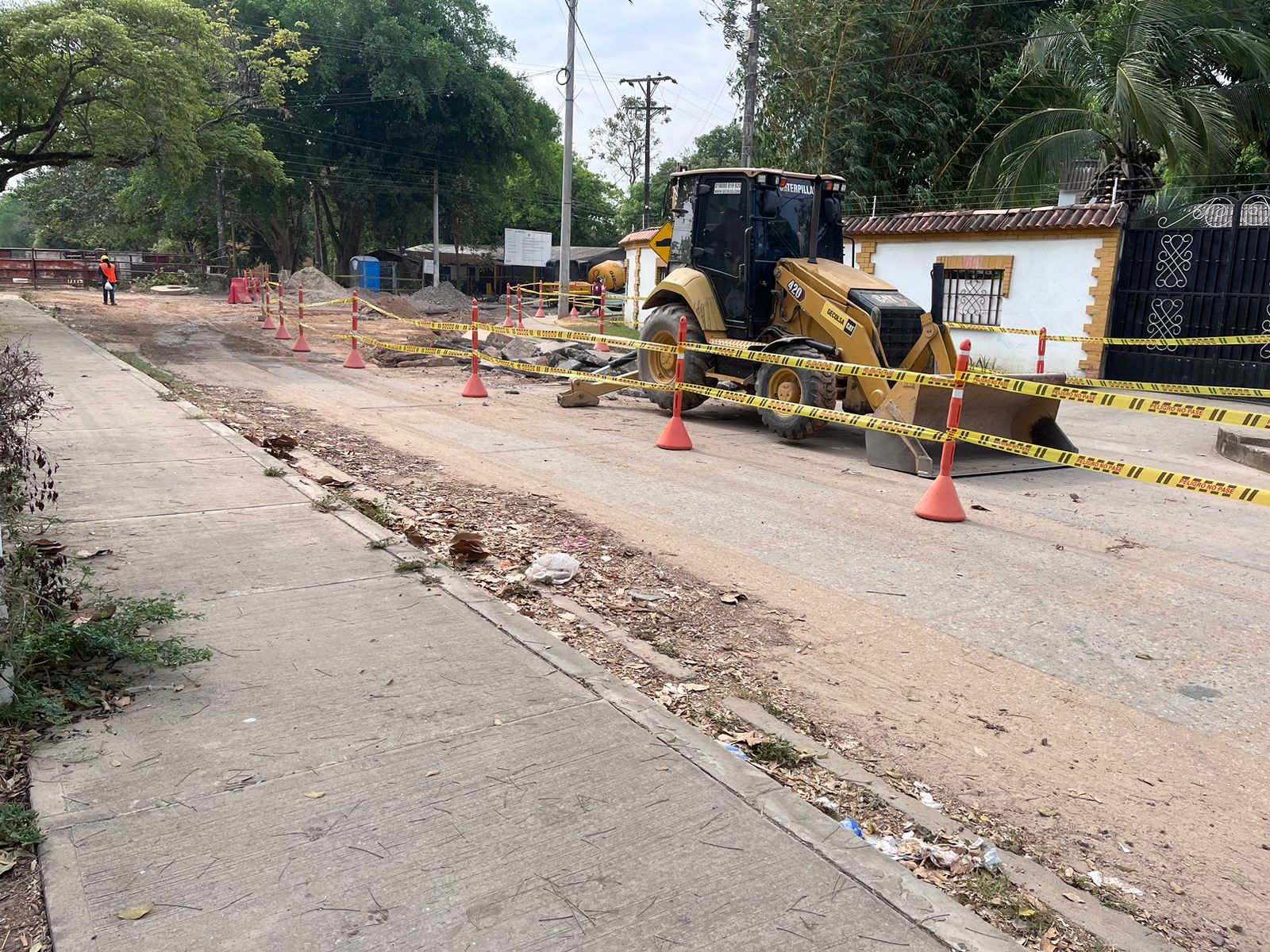 Consorcio Alcantarillado Pluvial San Carlos incumple el plan de manejo de tránsito y no garantiza la movilidad a la comunidad del sector