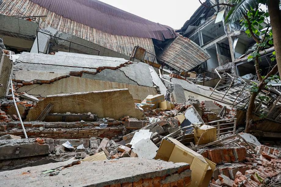 Terremoto en Taiwán deja ya al menos nueve muertos y cientos de heridos