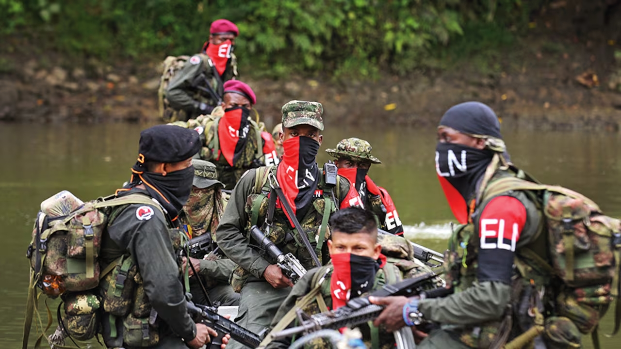 ELN secuestró a seis personas en Arauca: Ejército confirmó el despliegue de tropas para garantizar su libertad