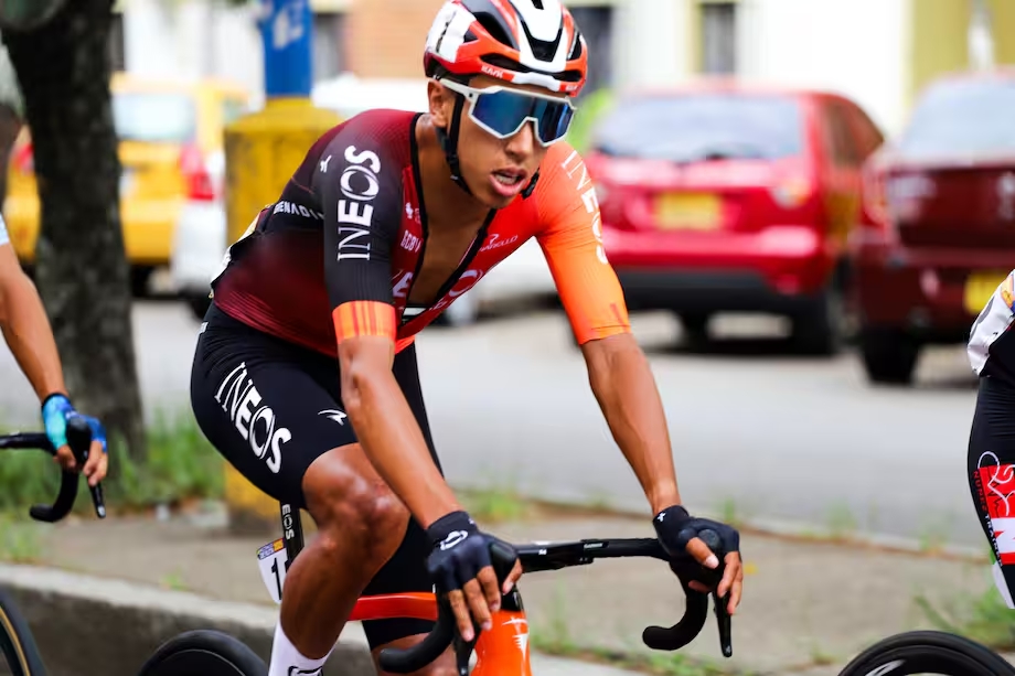 Egan Bernal logró el doblete en los Nacionales de Ruta: CRI y fondo