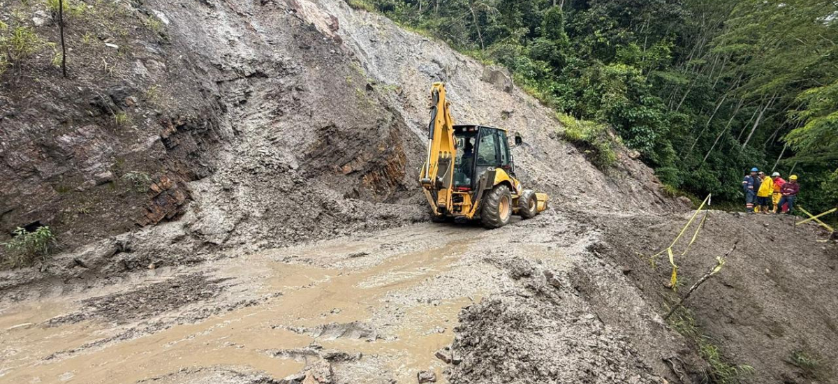 Invías continúa recuperación de la vía en el km 96 del corredor La Lejía – Saravena, Norte de Santander Invías continúa recuperación de la vía en el km 96 del corredor La Lejía – Saravena, Norte de Santander