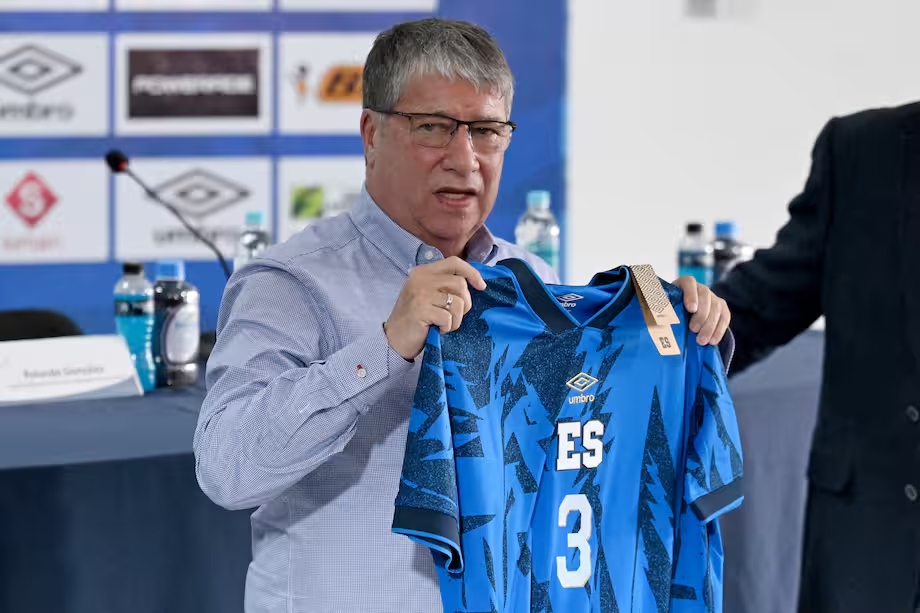 FIFA sancionó a la selección que dirige Hernán Darío ‘Bolillo’ Gómez. ¿Qué pasó?