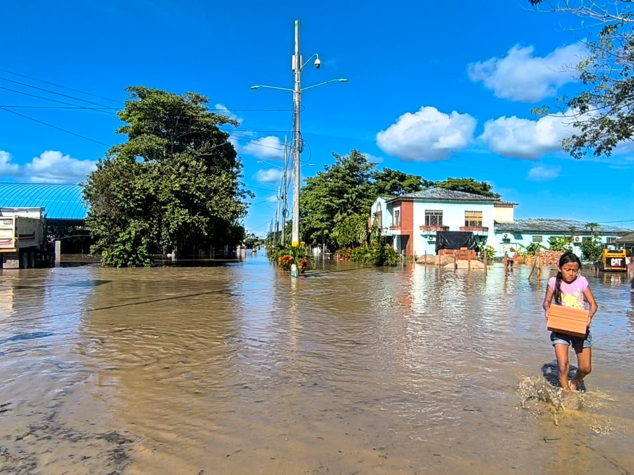 Emergencia invernal en Casanare deja 8.308 familias damnificadas y tres puentes destruidos Emergencia invernal en Casanare deja 8.308 familias damnificadas y tres puentes destruidos